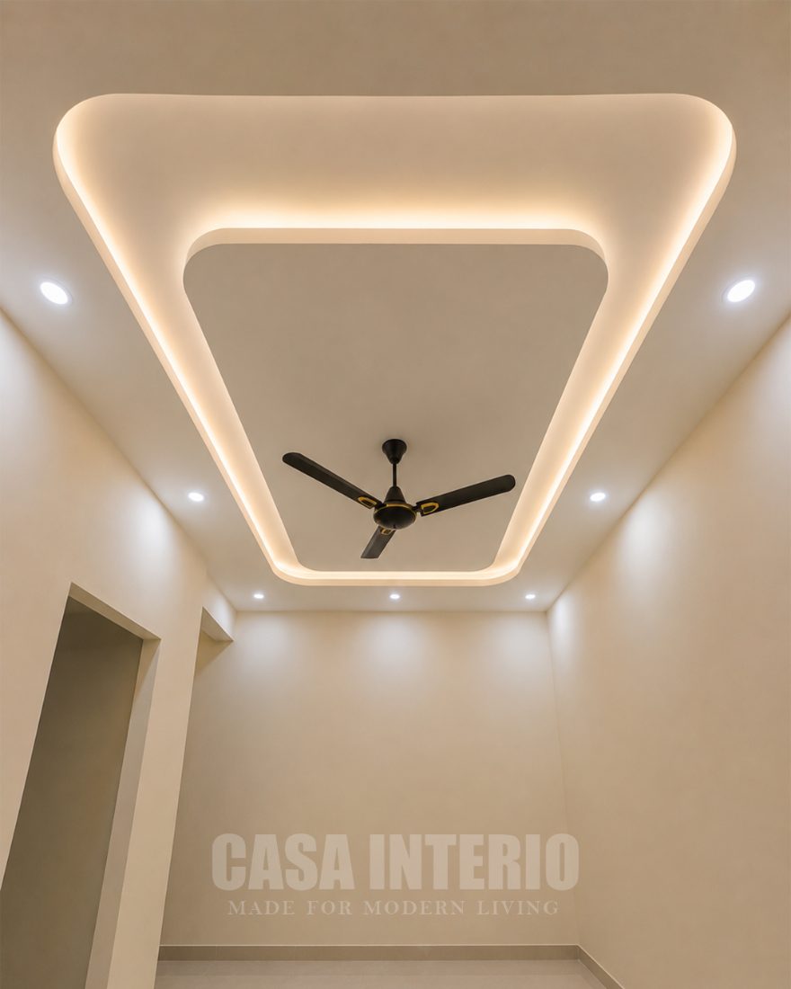 Corridor drop ceiling with profile lighting